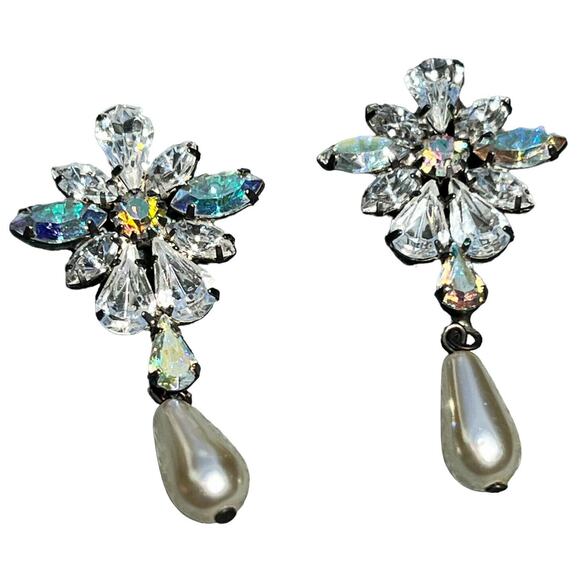Vtg Tear Drop Pierced Earrings Opalescent‎ Rhinestone Faux Pearl Bride Jewelry - Picture 9 of 11